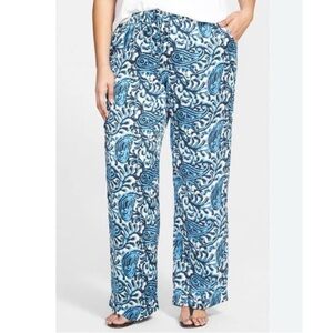 Michael kors satin Blue Paisley print Pull on pants Women's
SZ 18W elastic waist